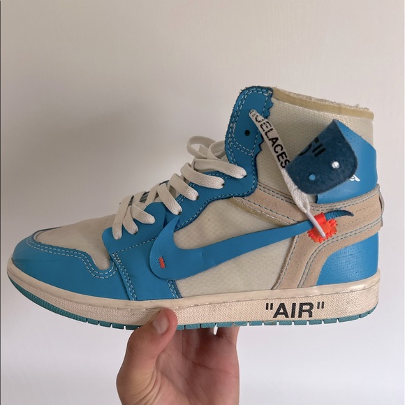 Offwhite Jordan 1 UNC